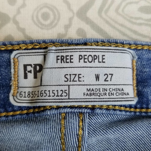 Free People Raw Fringe Hem Skinny Jeans Size 27 - Picture 8 of 10
